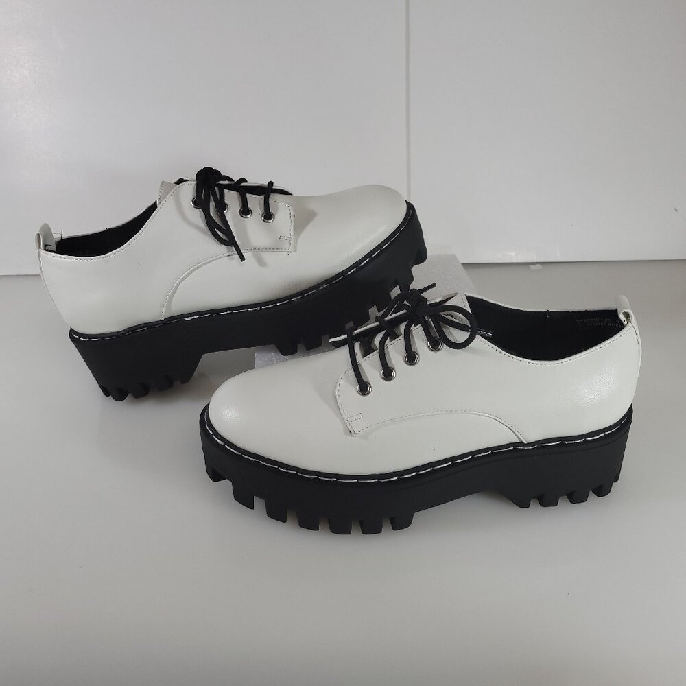 Bamboo Lug Sole Women's Platform Shoes Size 9 - Bamboo 41089-2